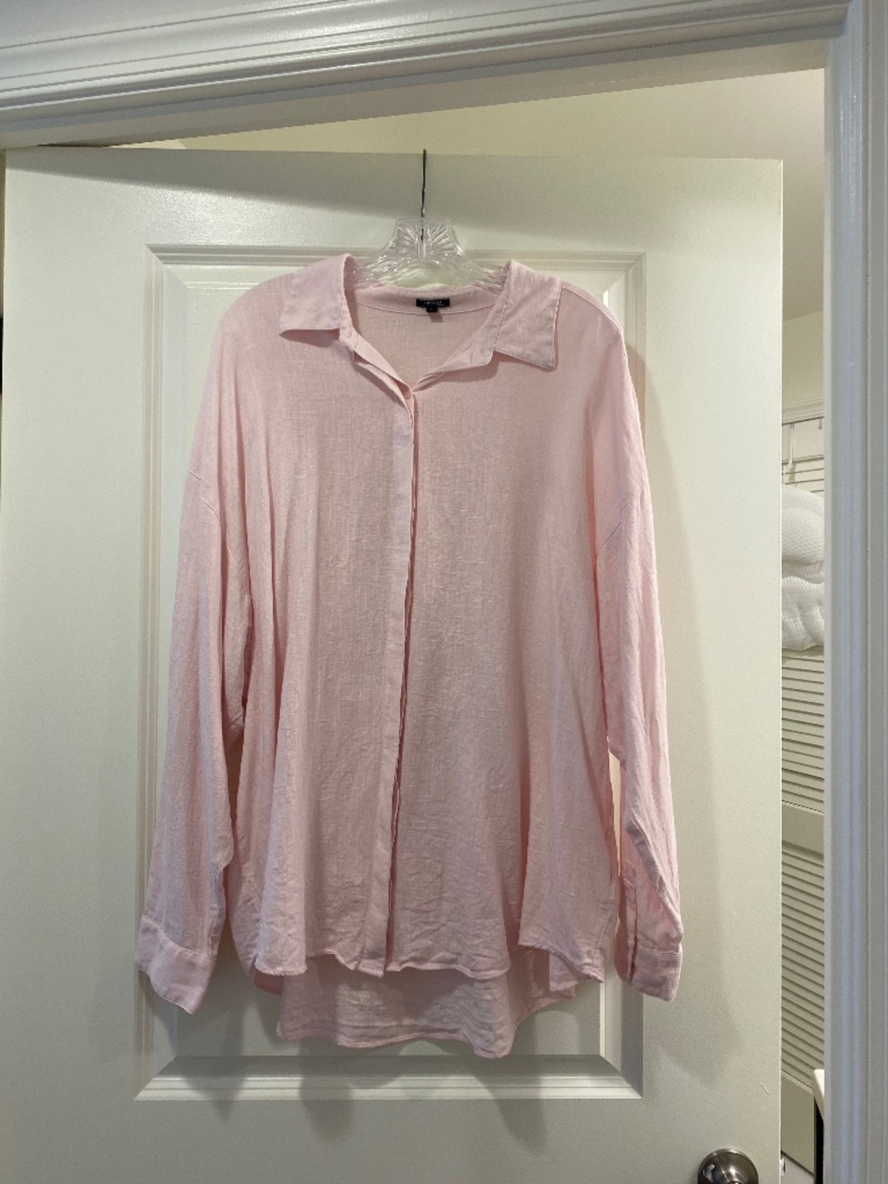 Express boyfriend-style pink button-down, XL